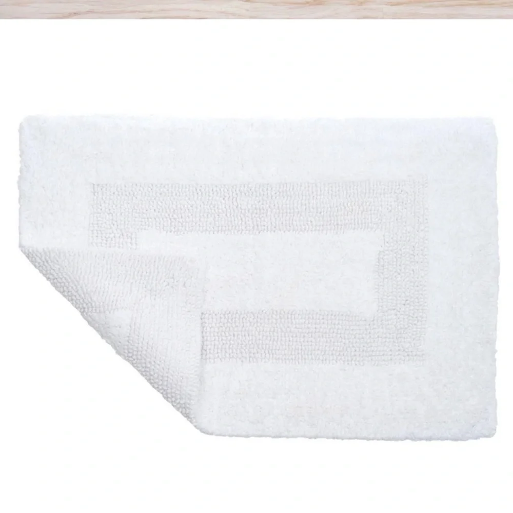 NWT Yorkshire White Bath Mat 2 pc set